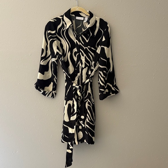 Sincerely Jules Monochrome Swirl Dress - Picture 1 of 4